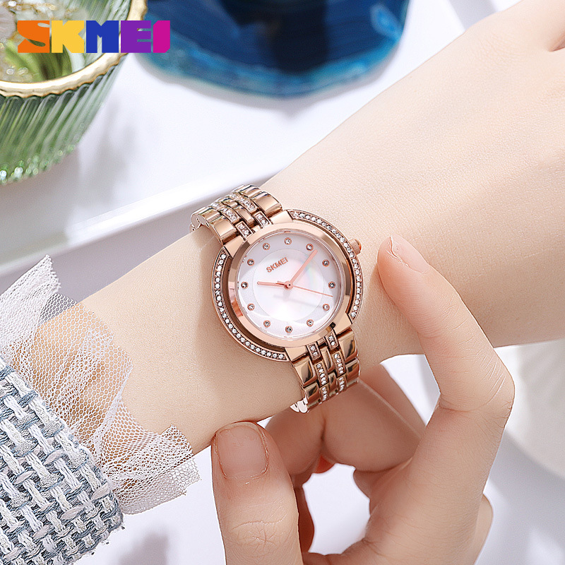 Luxury Women'S Watch - Bayan Bilezik Kuvars Saatler Lüks Taklidi